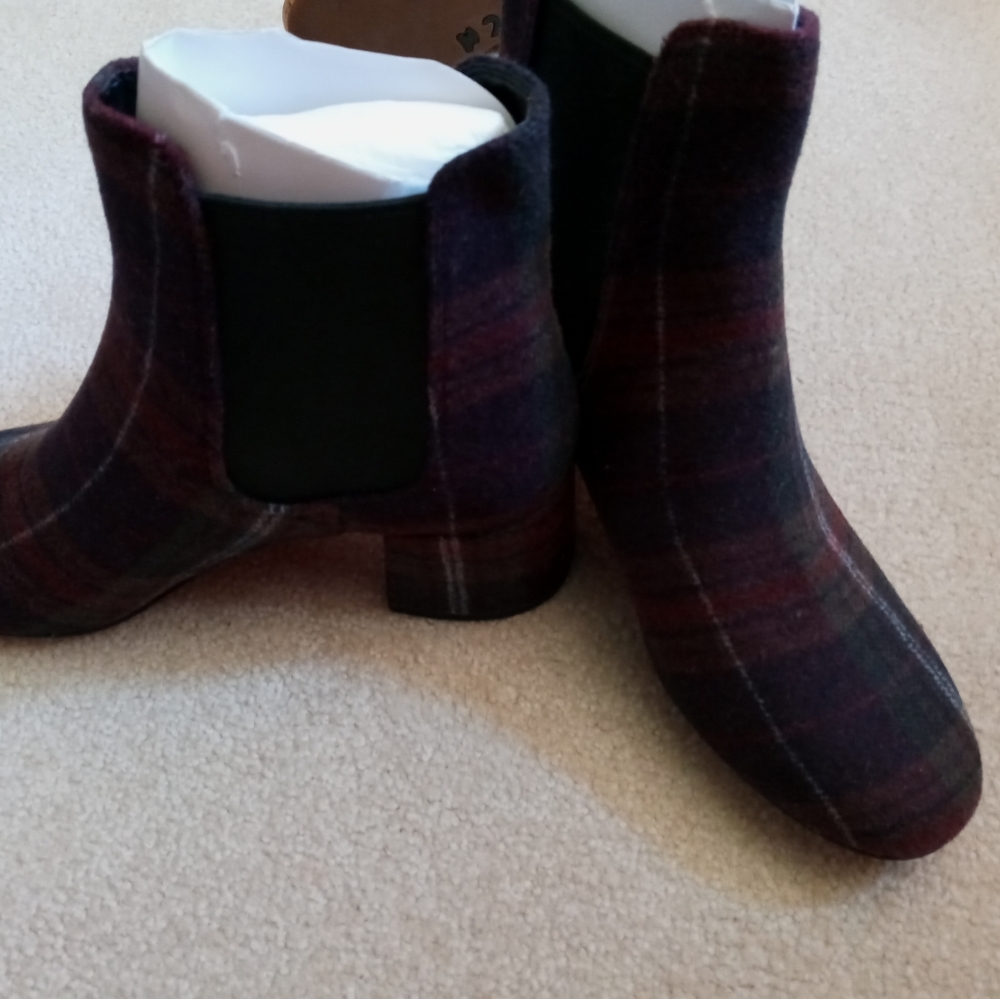 Coach boots